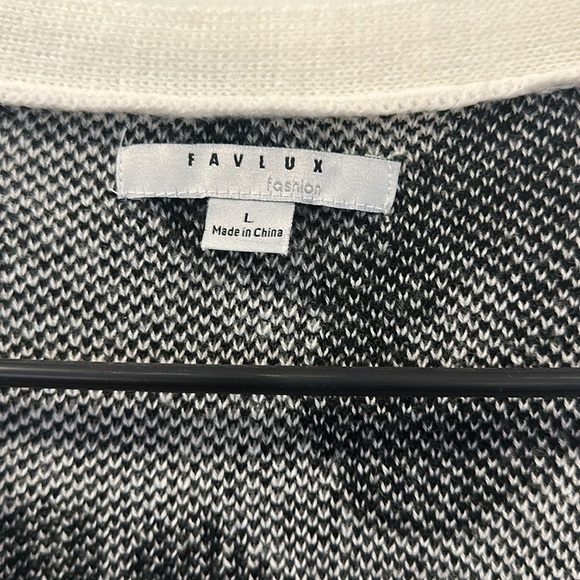 Spotted Cardigan - Picture 5 of 6